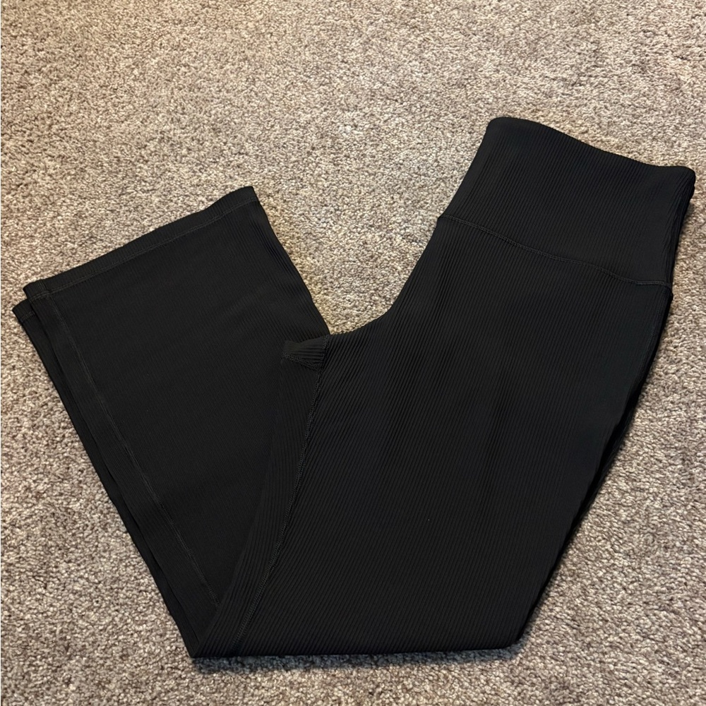 Athleta Elatiob Crop Flare pant